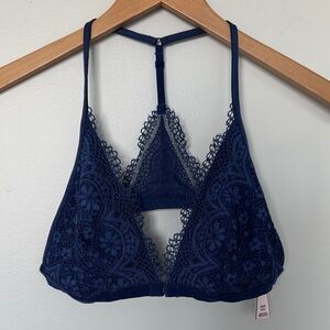 Victoria's Secret Navy Lace Racerback Bralette Size Medium
